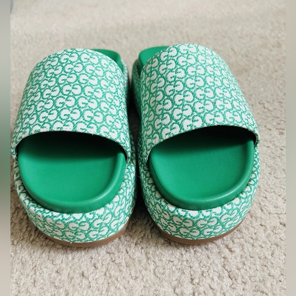 Gucci Angelina GG Logo Platform Slide Sandal - Picture 2 of 3